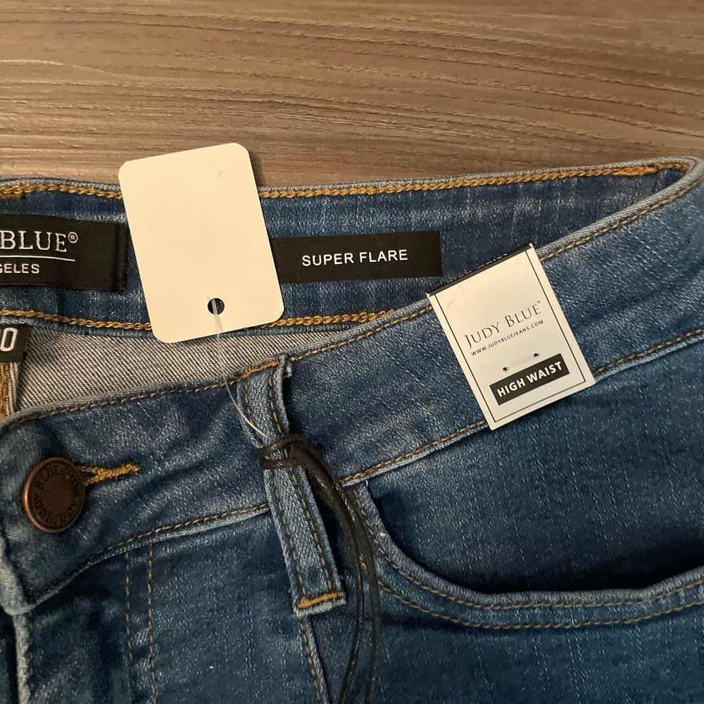 Judy Blue Classic High Waist Super Flare Jeans in Denim Blue frayed hem size 11 - Picture 4 of 8